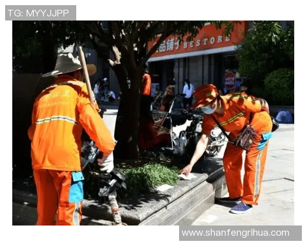 江夏城管全力护航我国城市户外运动挑战赛